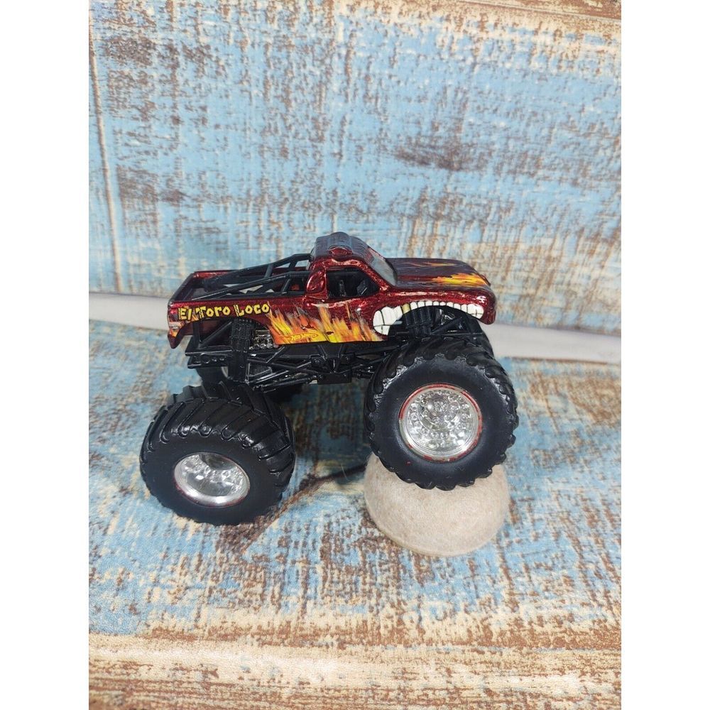 MONSTER TRUCK El Toro‎ Loco Hot Wheels Monster Jam
